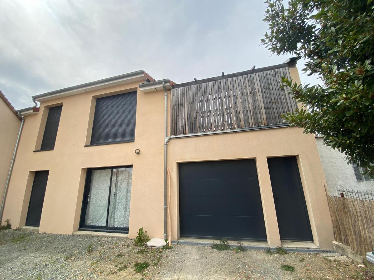 Апартаменты Loft Avec Terrasse Pour 4 Pers A 3Km Du Circuit Avec Garage Au Calme Ле-Ман Экстерьер фото
